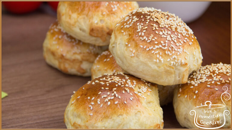 Read more about the article Αφρατα ψωμακια για Burger!!!